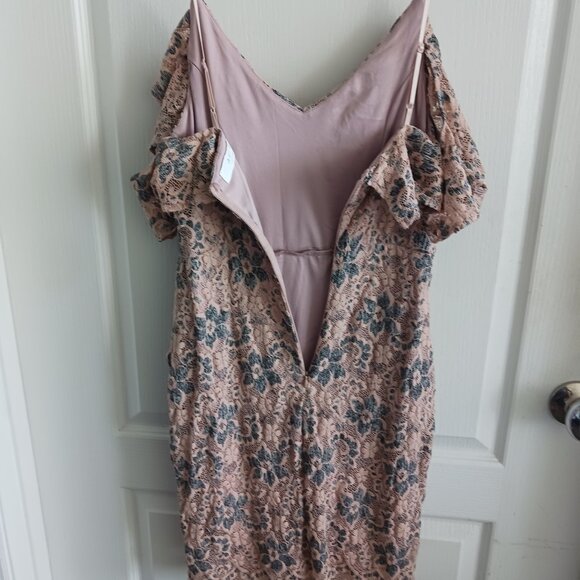 ASTR THE LABEL Pink Gret Lace Mini Dress Sz.M - Picture 13 of 16